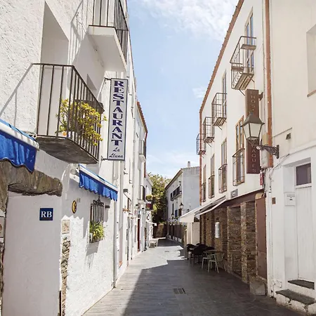 Vandrerhjem Hostalet De By Suma Cadaqués