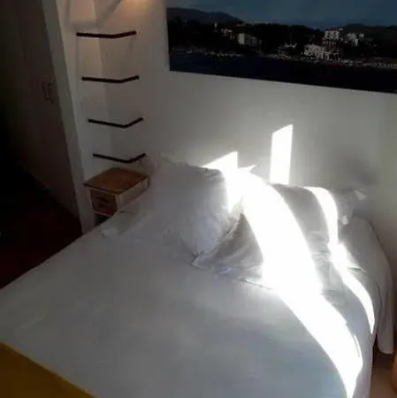 L'hostalet De Guest house