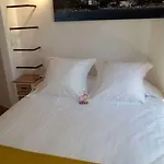 L'hostalet De *