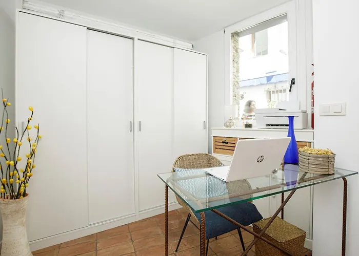 Hostel Hostalet De By Suma Cadaqués