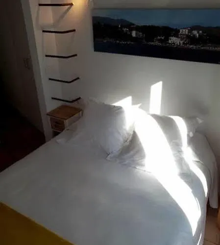 Hostalet De By Suma Hostel
